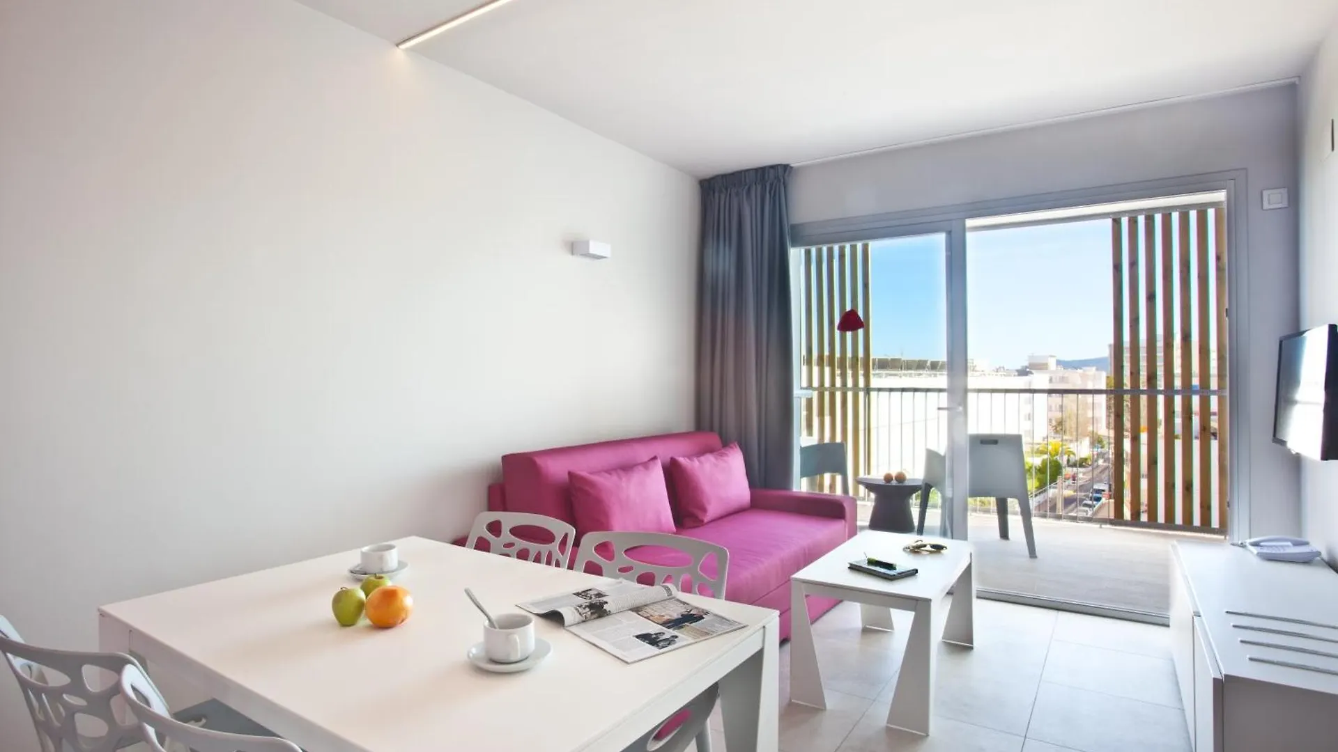 Ryans Ibiza Apartments - Only Adults Appart hôtel