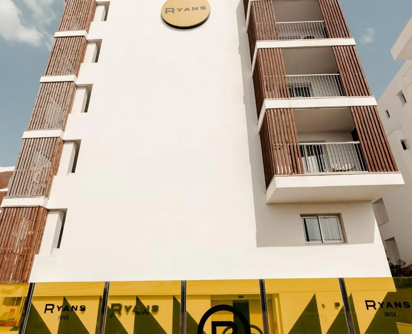 Ryans Ibiza Apartments - Only Adults