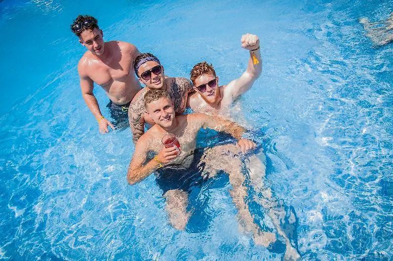 Ryans Ibiza Apartments - Only Adults 3*,
